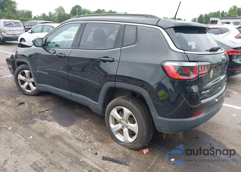 2018 Jeep Compass Latitude 4X4 from USA, damaged, VIN 3C4NJDBB6JT153043
